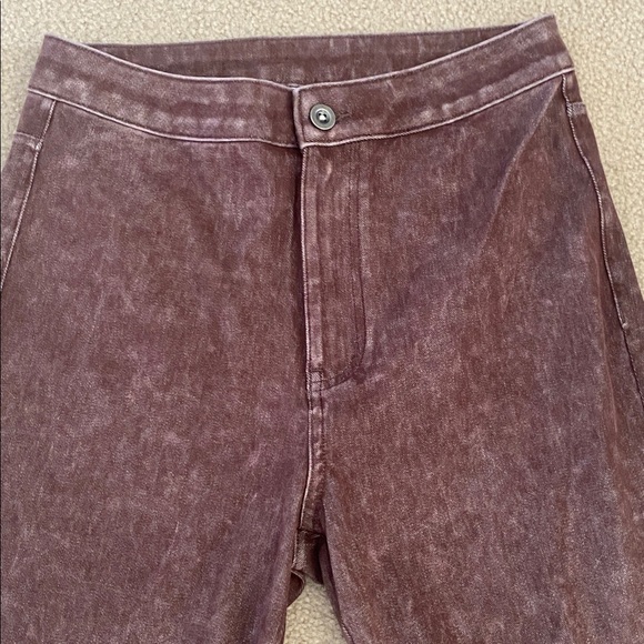 MEDIUM. HALARA FLEX STRETCHY WIDE LEG FLARE JEANS - Picture 5 of 8